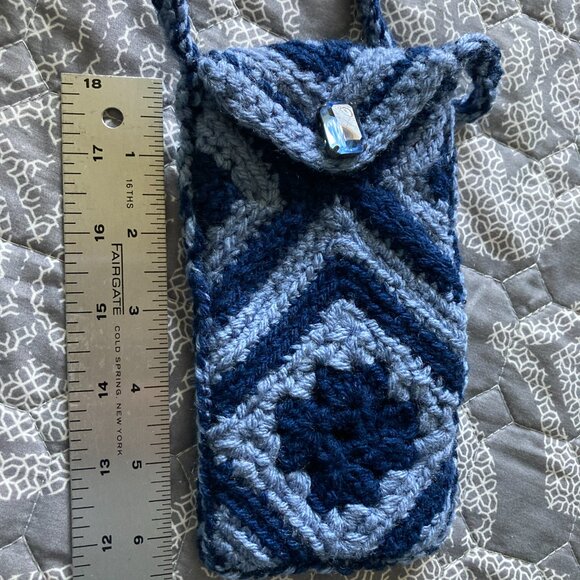 Granny Square Crochet Phone  Shoulder Bag - Hand crafted - Picture 9 of 14